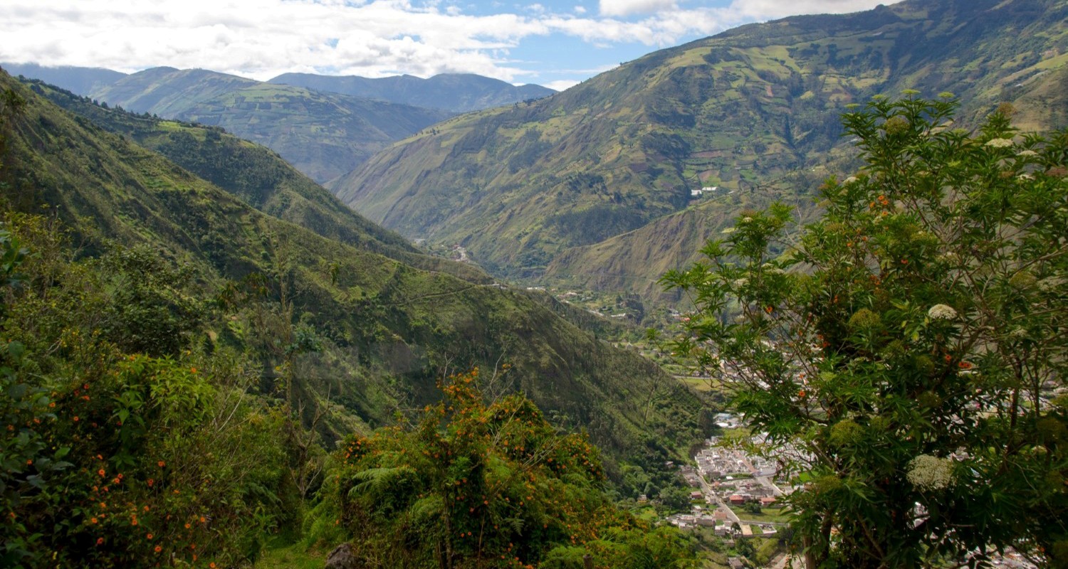 Luxury Travel Tour To Ecuador Banos
