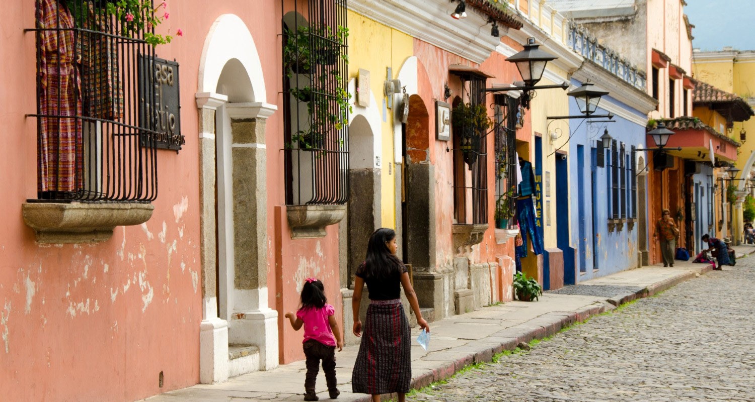 Luxury Travel Tour To Guatemala Antigua Street Scene