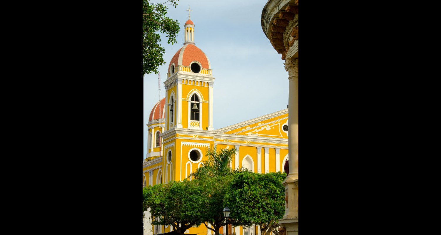 Luxury Travel Tour Vacation To Nicaragua Granada Church