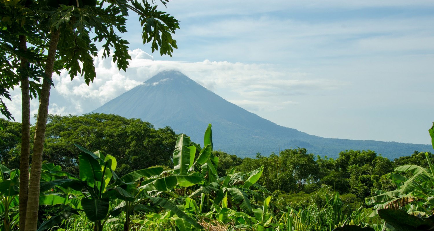 Luxury Travel Tour Vacation To Nicaragua Granada Isla Ometepe Scene